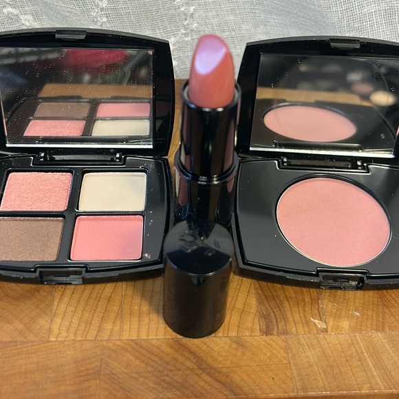 NWT Lancome bundle of eyeshadows, lipstick and blush - Picture 8 of 8